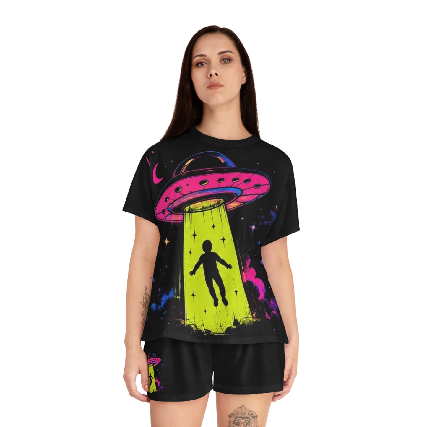 Alien ๐ฝ Collective Women's Short Pajama Set (AOP) *SIZE UP*