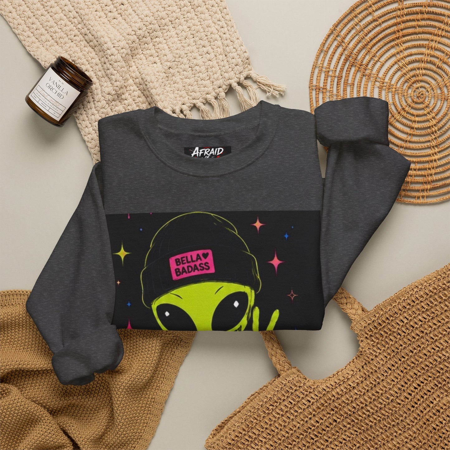Bella Alien 👽 Collective- Unisex Heavy Blend™ Crewneck Sweatshirt