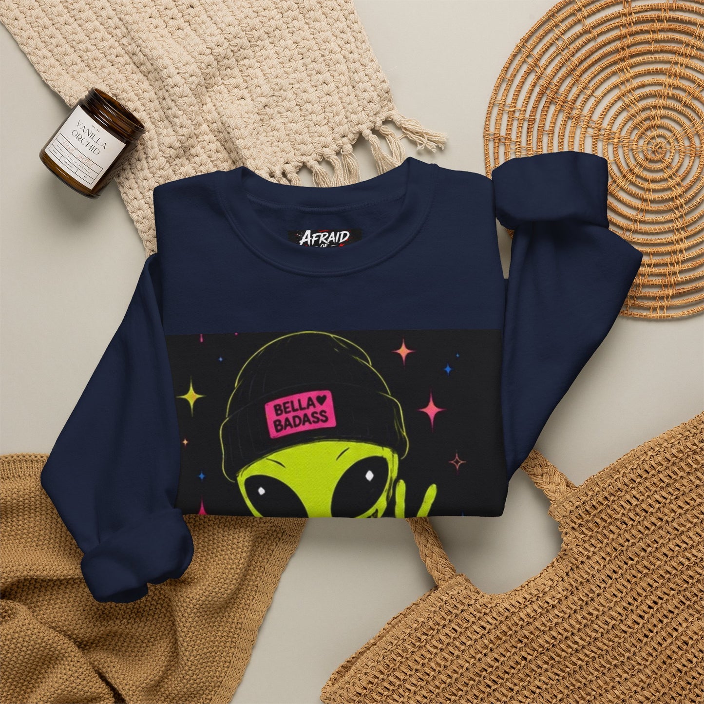 Bella Alien 👽 Collective- Unisex Heavy Blend™ Crewneck Sweatshirt